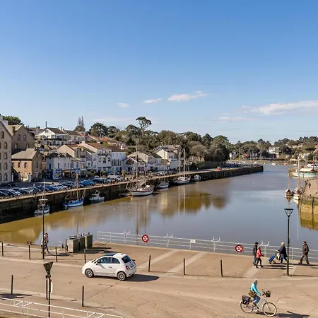 Vue Vieux Port -a011