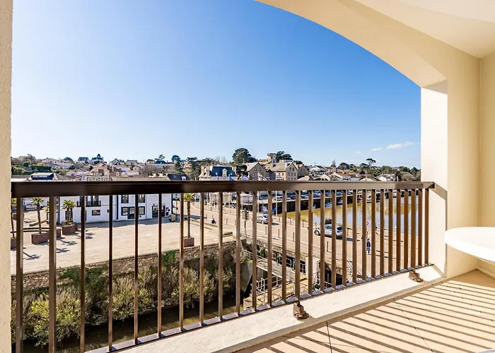 Vue Vieux Port -a011 Apartment Pornic